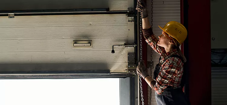 Addressing Common Garage Door Stoppage Issues in Uniondale, NY
