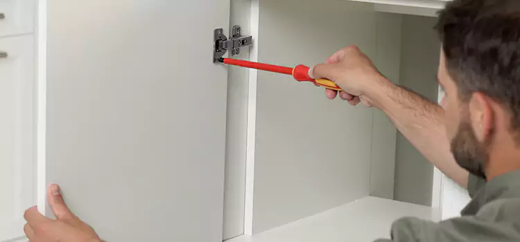 Screen Door Hinge Repair Uniondale