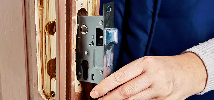 Garage Door Lock Replacement Uniondale